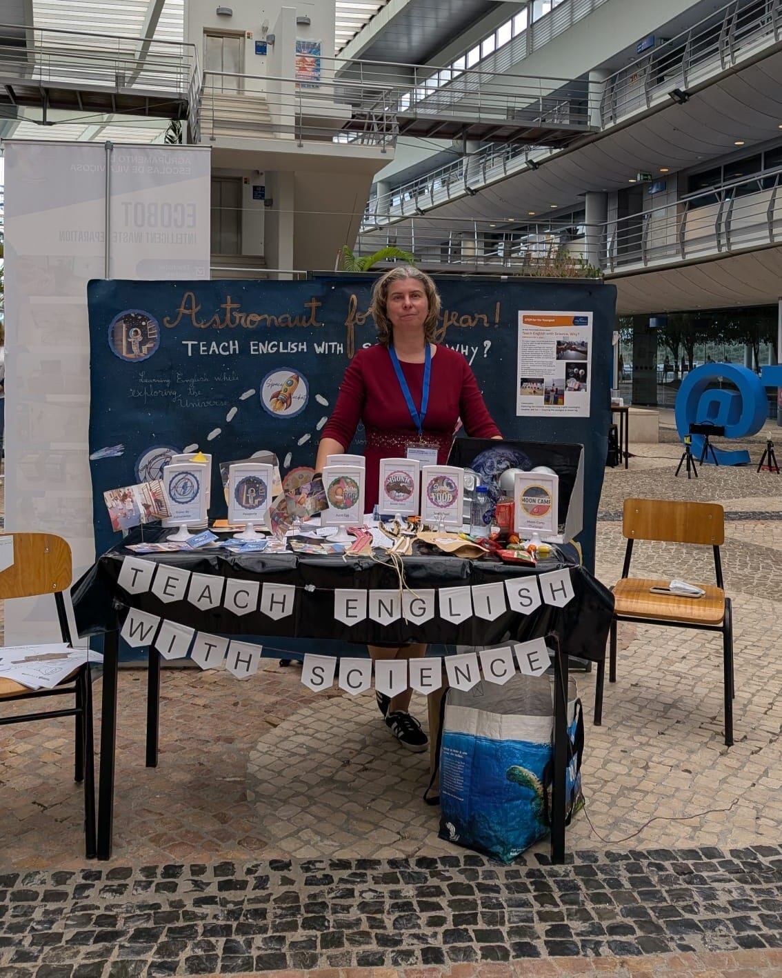 Teach English with Science. Why?